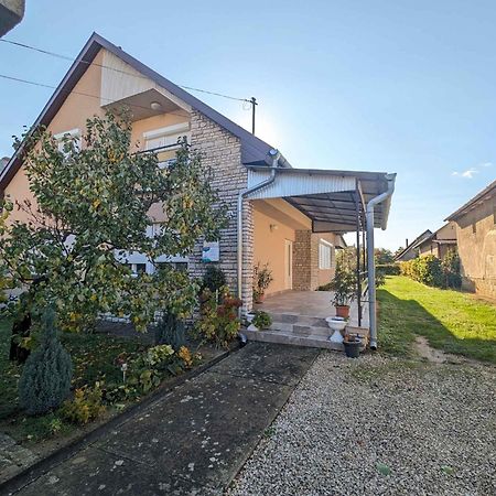 Holiday Home In Balatonfoeldvar 36529 Exterior photo