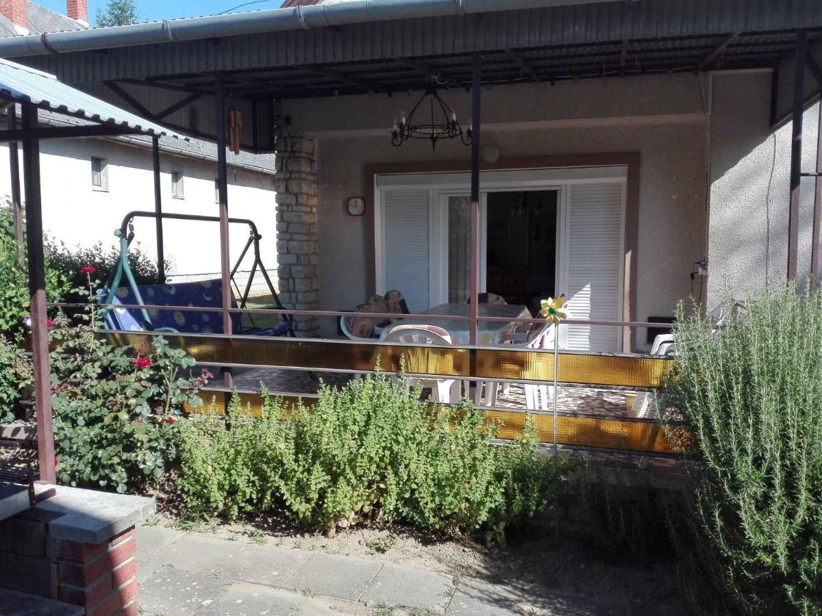 Holiday Home In Balatonfoeldvar 36529 Exterior photo